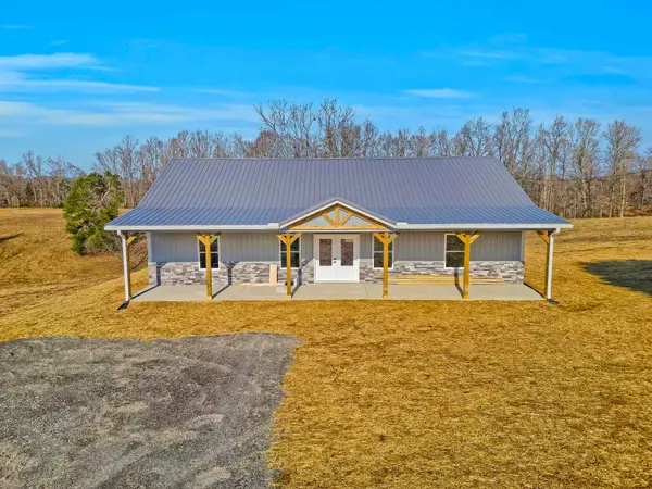 2637 Dotson Rd, Lafayette, TN 37083