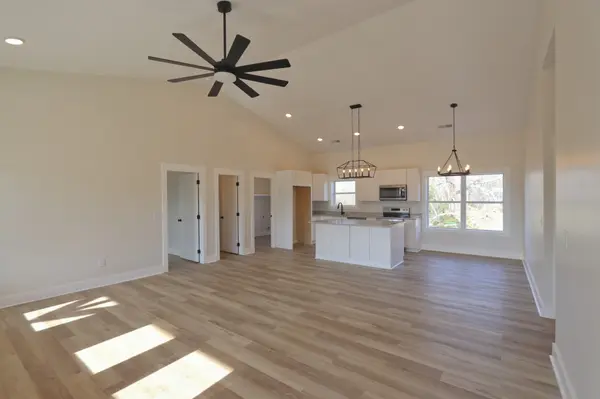 2637 Dotson Rd, Lafayette, TN 37083