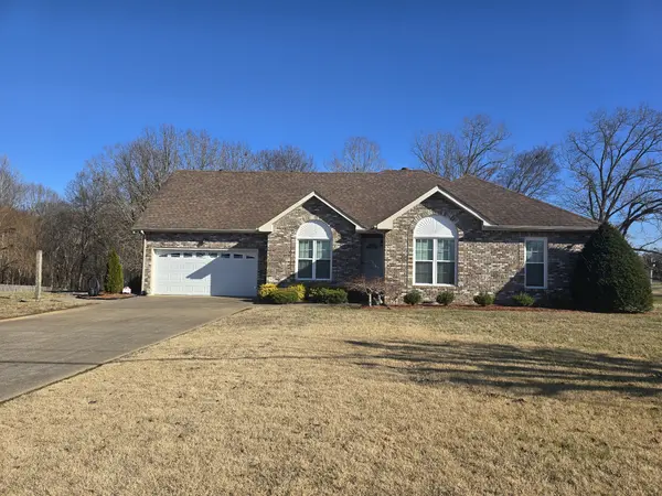 1583 Rosebury Ln, Clarksville, TN 37043