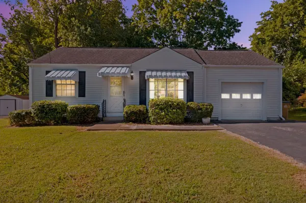 2837 Colonial Cir, Nashville, TN 37214