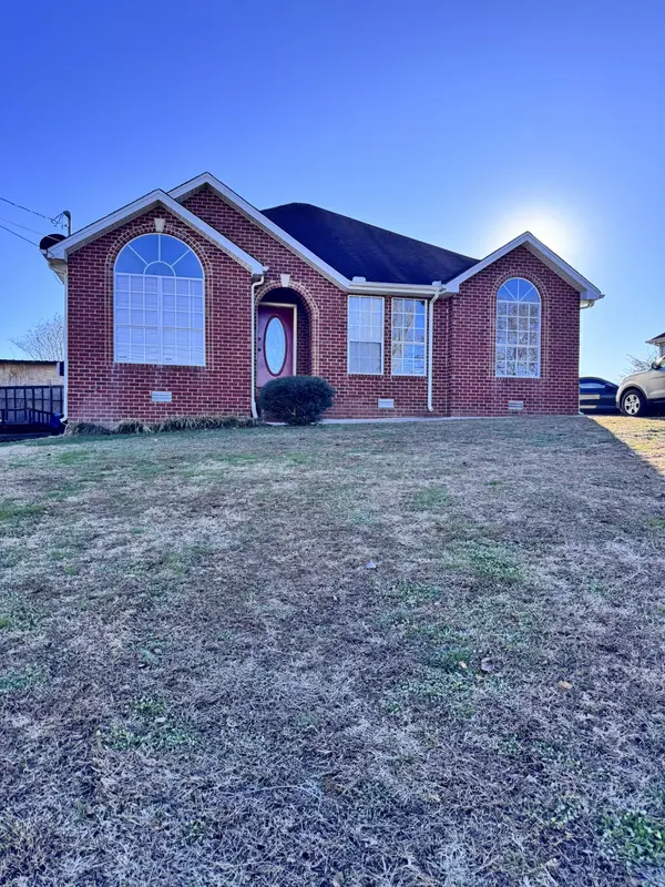 589 Hollandale Rd, La Vergne, TN 37086