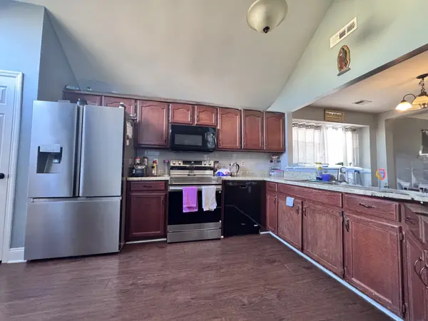 589 Hollandale Rd, La Vergne, TN 37086