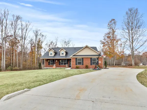 9 Villa Cir, Fayetteville, TN 37334