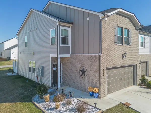 744 Prairie View Dr, Columbia, TN 38401