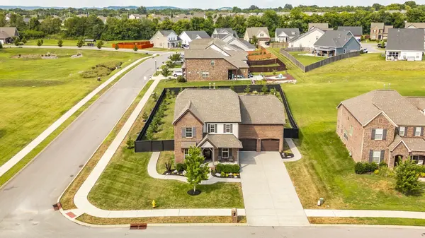 400 Quarry Rd, Gallatin, TN 37066