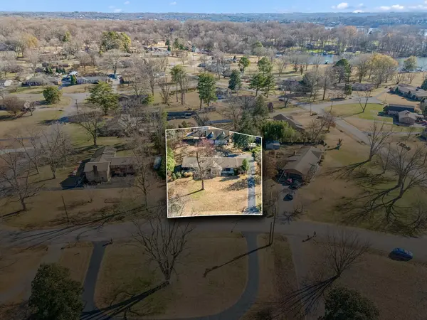 289 Lake Terrace Dr, Hendersonville, TN 37075