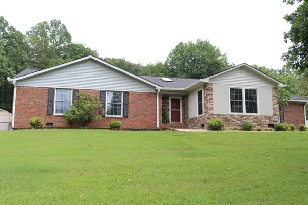 2079 Rock Springs Rd, Columbia, TN 38401