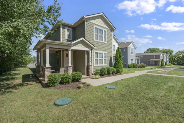 219 Manor Row, Pleasant View, TN 37146
