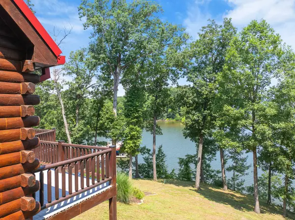 95 Birch Bark Ln, Big Sandy, TN 38221