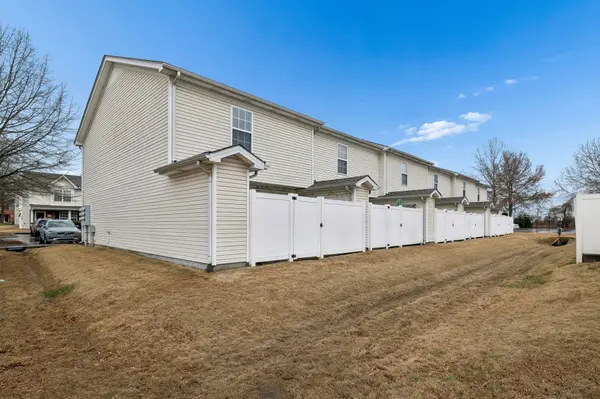 1036 Wolves Den Pl, Murfreesboro, TN 37128