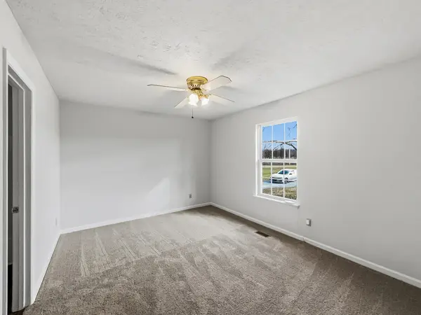 1596 Rock Springs Midland Rd, Christiana, TN 37037