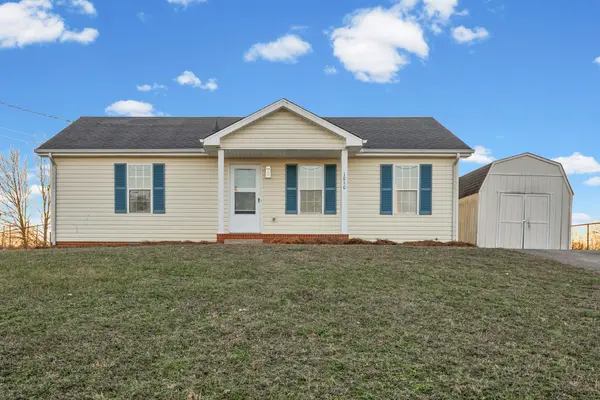1010 Winesap Rd, Clarksville, TN 37040