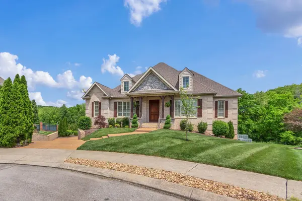 7008 Grackle Ct, Spring Hill, TN 37174