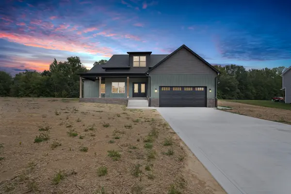 2615 Cooper Creek Rd, Woodlawn, TN 37191