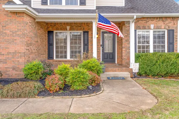 1026 Blue Jay Ln, Adams, TN 37010