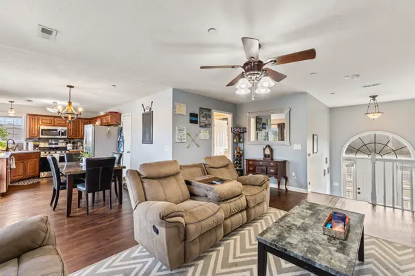 205 Emerald Cir, Pleasant View, TN 37146
