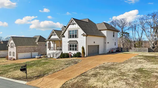 809 Ridgestone Pl, Lebanon, TN 37087
