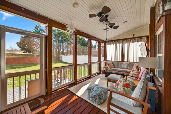 107 Eighteen Grand Pl, Cookeville, TN 38506