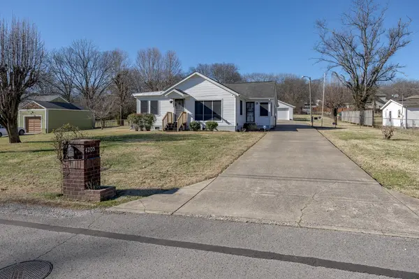 4205 Edwards Ave, Nashville, TN 37216