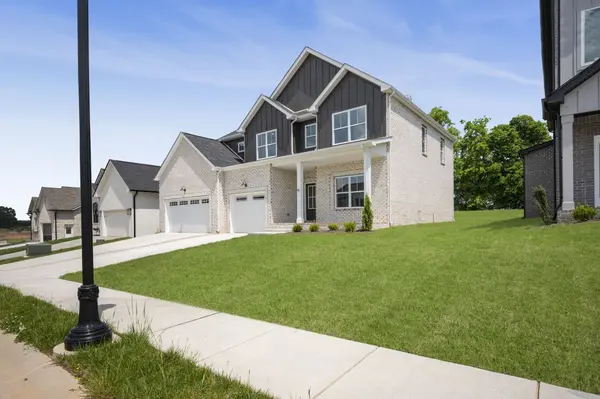 439 Blue Ridge Ct, Clarksville, TN 37043