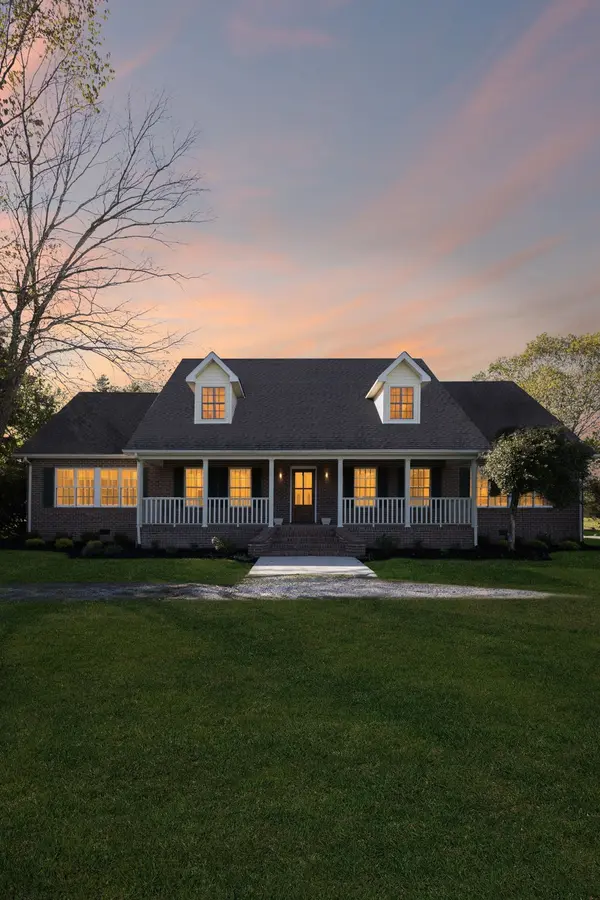 2397 Mt View Rd, Manchester, TN 37355