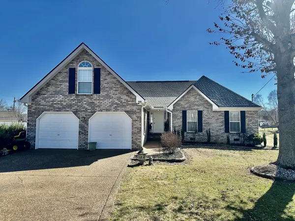 1000 Don Blair Dr,  Smyrna,  TN 37167