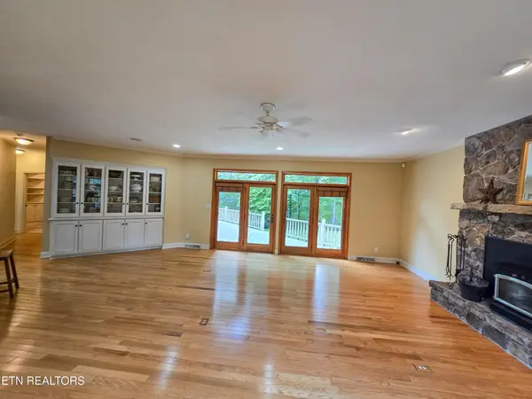 337 Fox Ridge Lane, Caryville, TN 37714