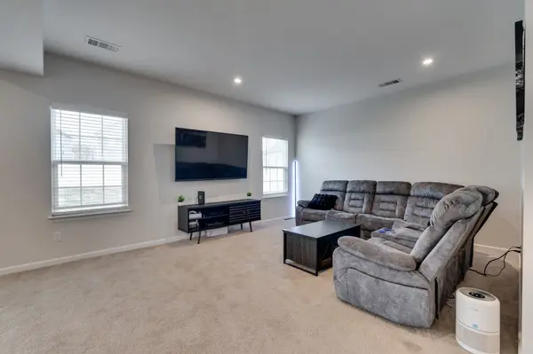 1309 Tree House Dr, Antioch, TN 37013