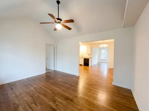 1503 Rebecca Dr, Chapel Hill, TN 37034