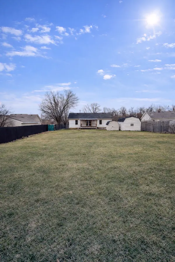 2511 Queen Anne Ct, Springfield, TN 37172