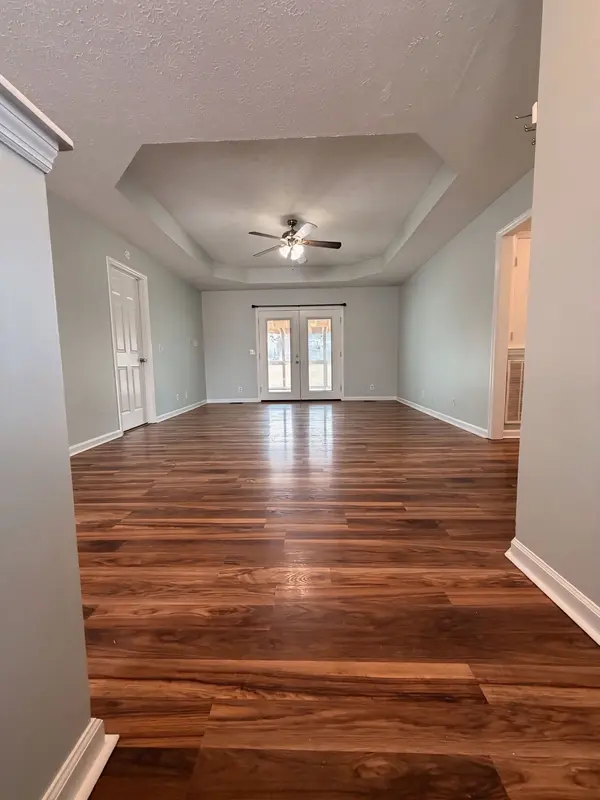 2511 Queen Anne Ct, Springfield, TN 37172