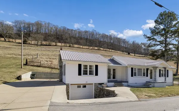121 Stonewall Hwy, Carthage, TN 37030