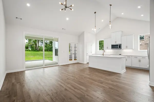1819 Ableson Way, Columbia, TN 38401
