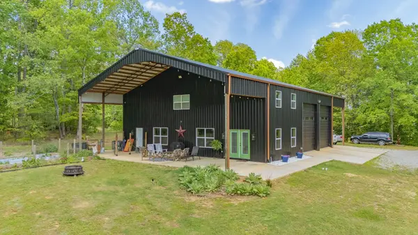 330 PEAR BLOSSOM LN,  Adamsville,  TN 38310