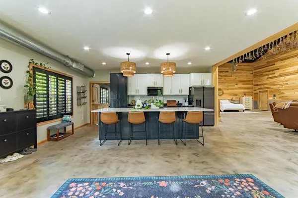 330 PEAR BLOSSOM LN, Adamsville, TN 38310