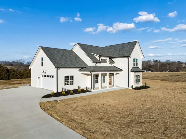 61 Creighton Lane, Lebanon, TN 37087