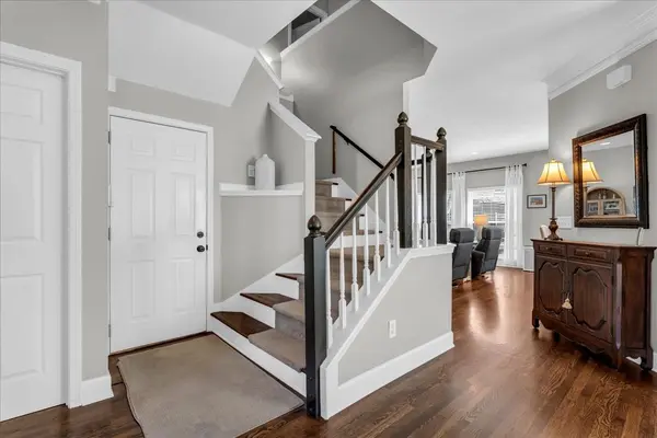 248 Circle View Dr, Franklin, TN 37067