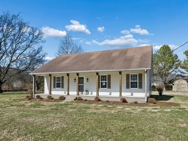 744 Happy Valley Rd,  Bell Buckle,  TN 37020