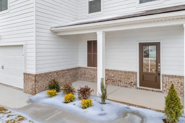 7040 Sutton Dr, White House, TN 37188