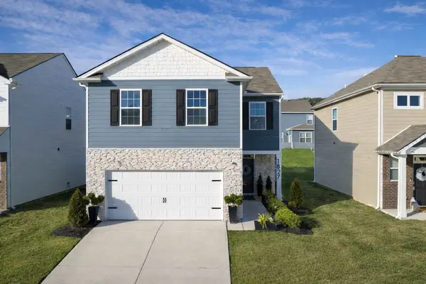 1827 Wellwood Ln, Lebanon, TN 37087