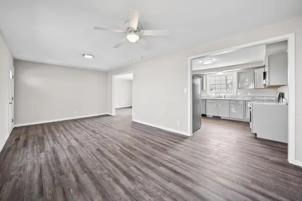 214 Cunningham Ln, Clarksville, TN 37042