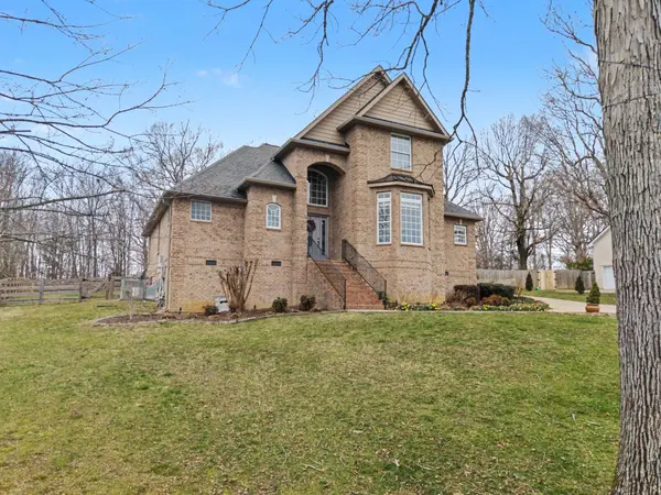 7331 McCormick Dr, Fairview, TN 37062