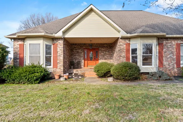2238 Roanoke Rd, Clarksville, TN 37043