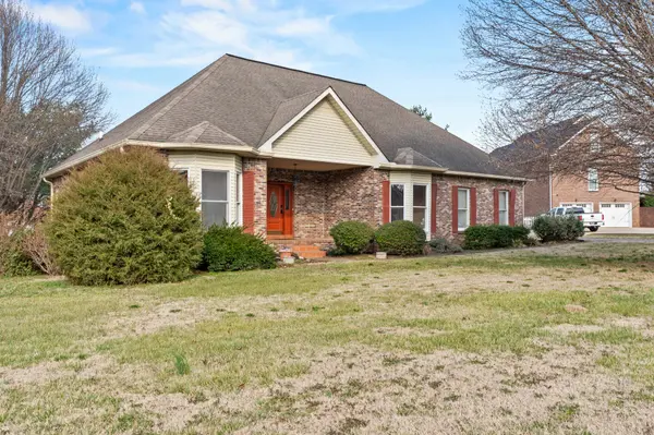 2238 Roanoke Rd, Clarksville, TN 37043