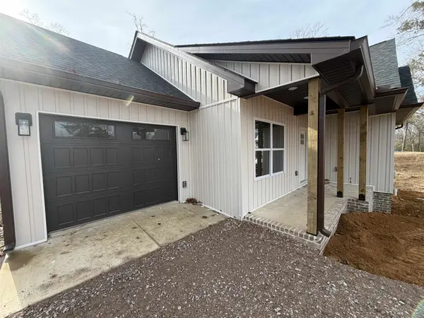 20 FOX TROT RD, Adamsville, TN 38310