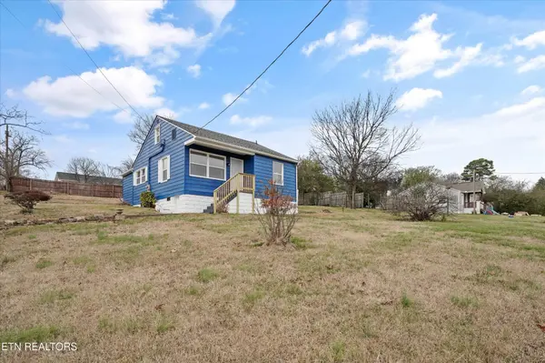3001 Buffat Mill Rd, Knoxville, TN 37917
