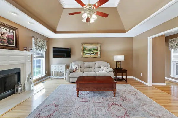 308 Autumn Glen Dr, Murfreesboro, TN 37129