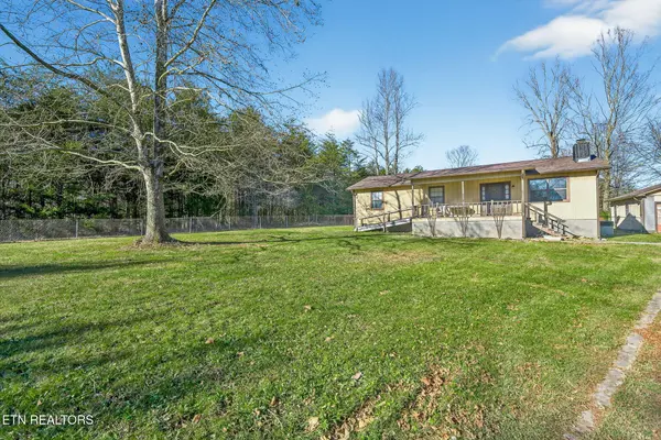 694 Sligo St, Crossville, TN 38572