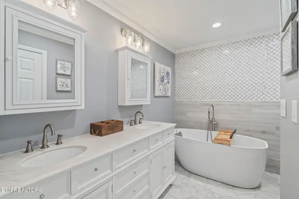 744 Butler Drive, Loudon, TN 37774