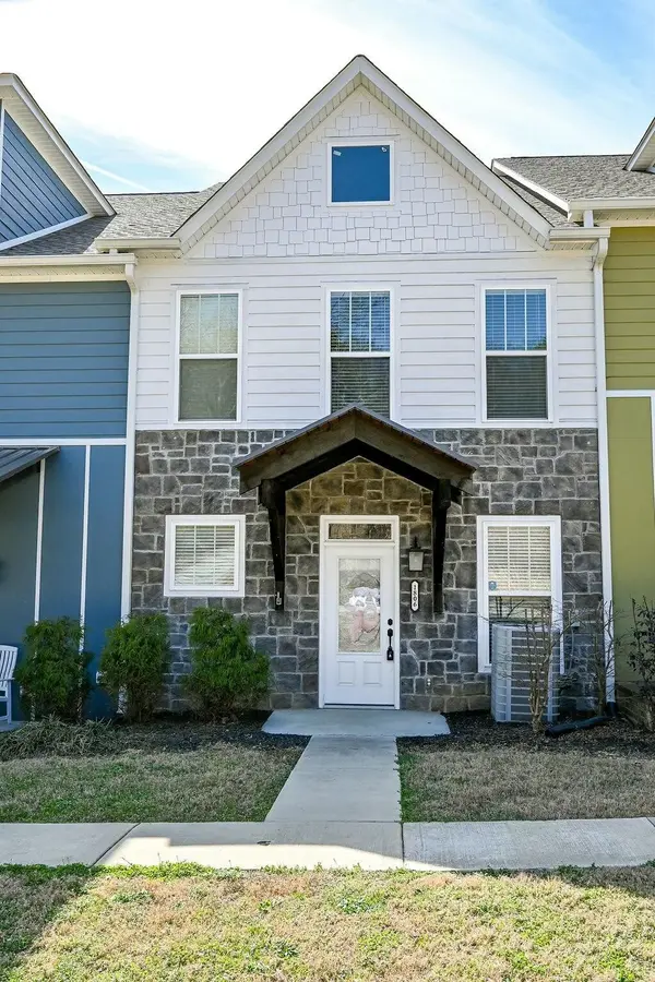 1806 Young Road #SE, Cleveland, TN 37323